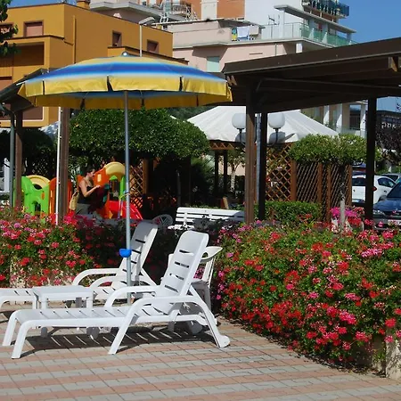Hotel Perla 3*