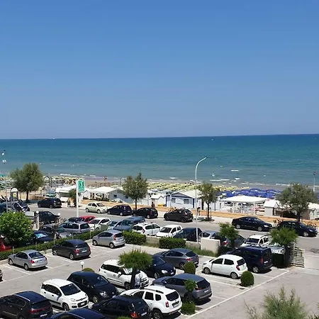 Perla 3* Сенігаллія